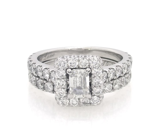Previously Owned Neil Lane Emerald-Cut Diamond 1-7/8 ct tw Bridal Set 14K White Gold Size 4.75