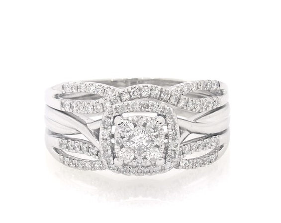 Previously Owned Round-Cut Multi-Diamond Halo Bridal Set 5/8 ct tw 10K & 14K White Gold Size 9.5