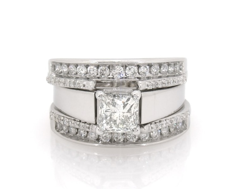 Main Image 1 of Previously Owned Princess-Cut Diamond Bridal Set 1-3/8 ct tw 14K White Gold Size 5