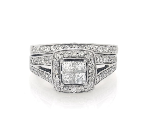 Previously Owned Diamond Bridal Set 7/8 ct tw Princess & Round-Cut 14K White Gold Size 5