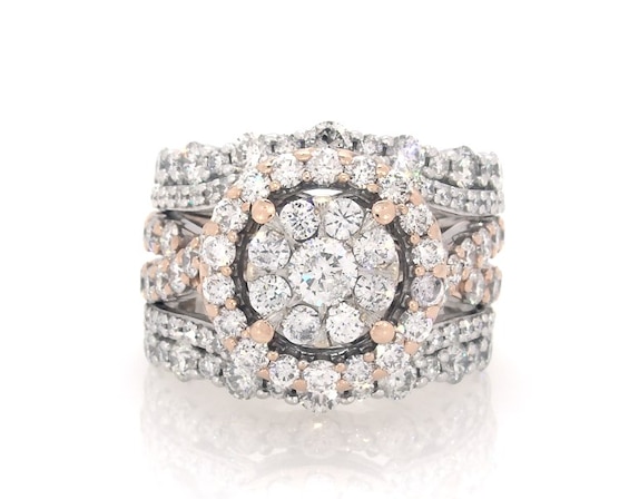 Previously Owned Round-Cut Diamond Double Halo Bridal Set 3-1/4 ct tw 14K Two-Tone Gold Size 6