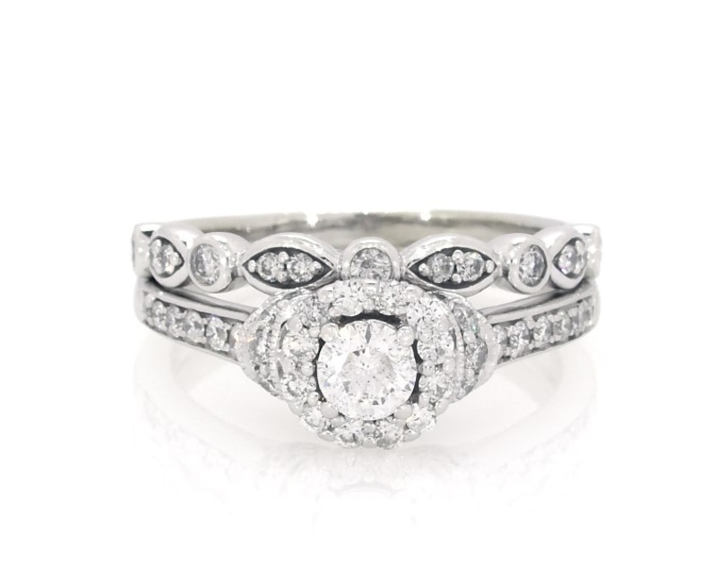 Main Image 1 of Previously Owned Round-Cut Diamond Halo Bridal Set 1-1/5 ct tw 10K White Gold Size 8.75