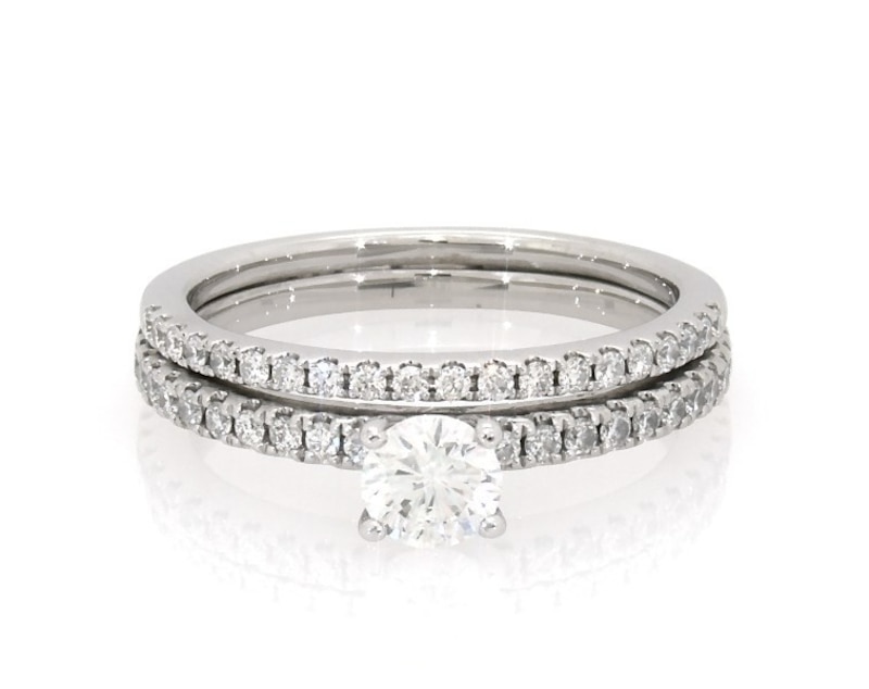 Main Image 1 of Previously Owned THE LEO First Light® Diamond Round-Cut Bridal Set 7/8 ct tw 14K White Gold Size 8