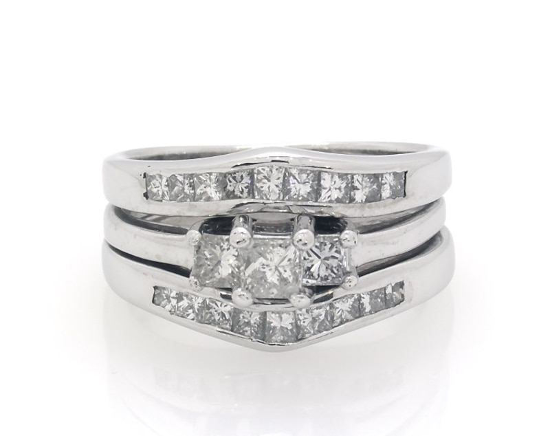 Main Image 1 of Previously Owned Princess-Cut Diamond Three-Stone Bridal Set 1-1/5 ct tw 14K White Gold & Platinum Size 8