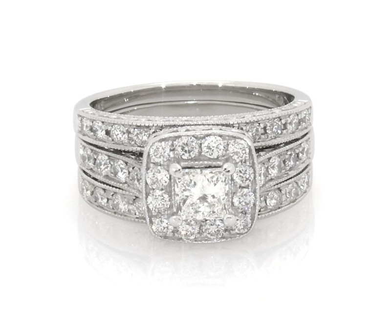 Main Image 1 of Previously Owned Princess-Cut Diamond Halo Bridal Set 1-3/8 ct tw 14K White Gold Size 7