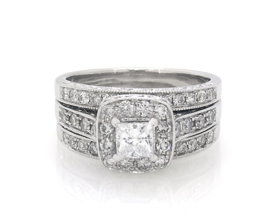 Previously Owned Princess-Cut Diamond Halo Bridal Set 1-3/8 ct tw 14K White Gold Size 8.5