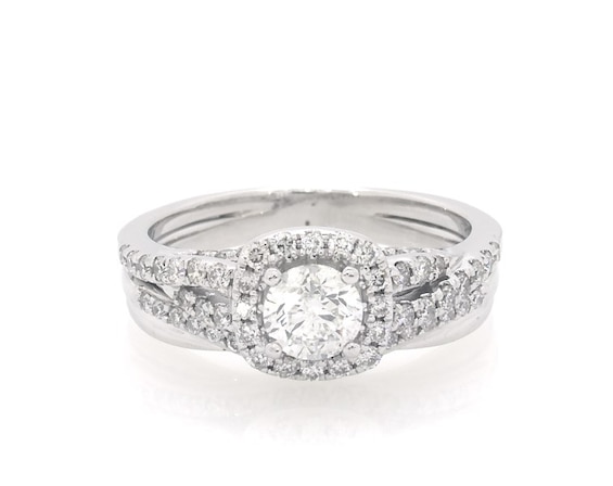 Previously Owned Round-Cut Diamond Halo Bridal Set 1 ct tw 14K White Gold Size 6