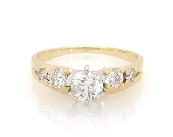 Previously Owned Round-Cut Diamond Bridal Set 1 ct tw 14K Yellow Gold Size 7.25