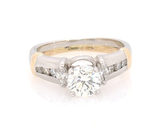 Previously Owned Round-Cut Diamond Bridal Set 1-1/4 ct tw 14K Two-Tone Gold Size 5.75