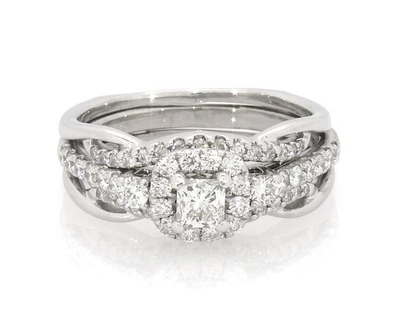 Previously Owned Princess-Cut Diamond Halo Bridal Set 1 ct tw 14K White Gold Size 7