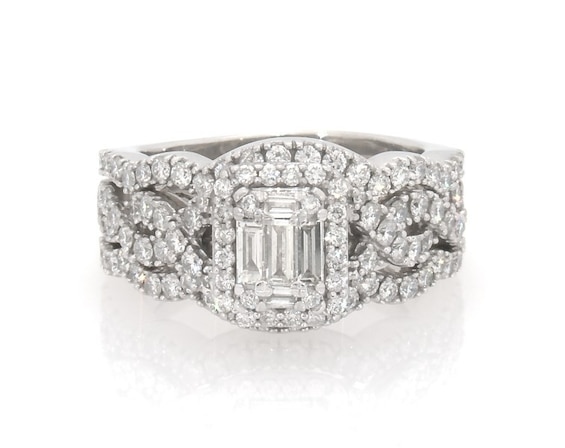 Previously Owned Baguette-Cut Multi-Diamond Halo Bridal Set 1-1/4 ct tw 14K White Gold Size