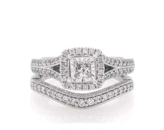Previously Owned Princess-Cut Diamond Halo Bridal Set 5/8 ct tw 14K White Gold Size 5