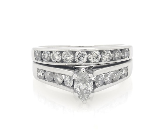 Previously Owned Marquise-Cut Diamond Bridal Set 1-3/8 ct tw 14K White Gold 6.75