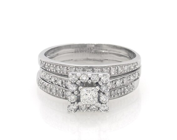 Previously Owned Princess-Cut Diamond Halo Bridal Set 7/8 ct tw 14K White Gold Size