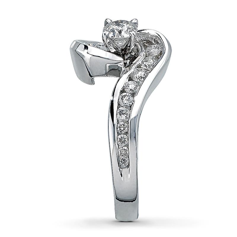 Diamond Engagement Ring 3/4 ct tw Round-Cut 14K White Gold