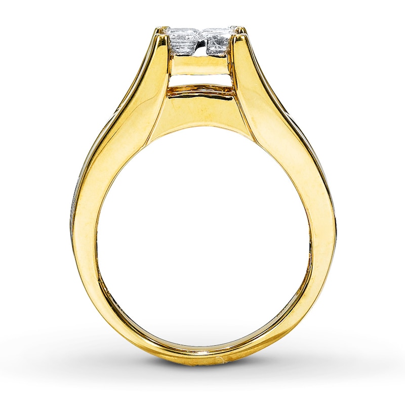 Diamond Engagement Ring 1-1/2 carats tw 14K Yellow Gold