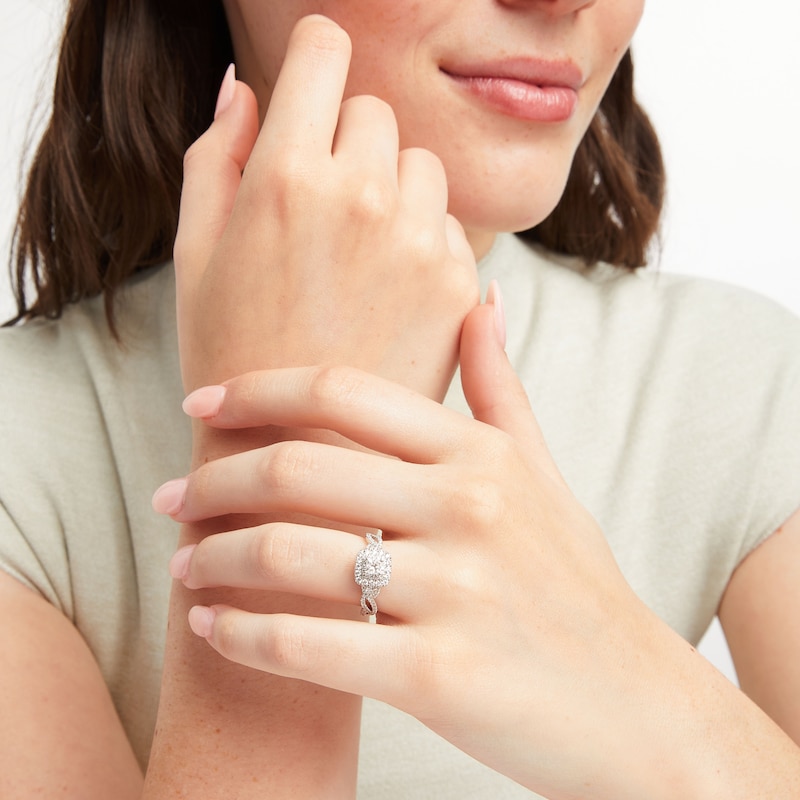 1 carat diamond engagement ring