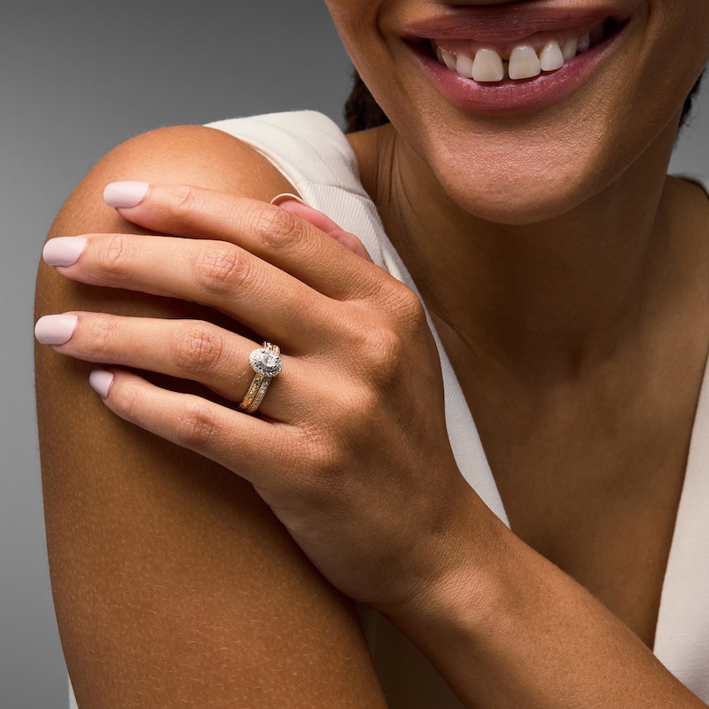 Main Image 3 of Neil Lane Diamond Bridal Set 3/4 ct tw Oval & Round 14K Two-Tone Gold