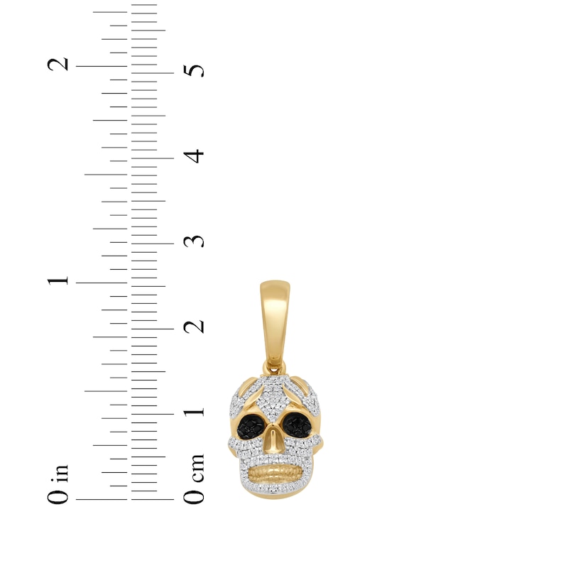 Main Image 3 of Men's Black & White Diamond Skull Charm 1/5 ct tw 10K Yellow Gold