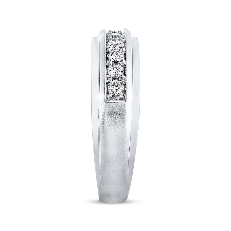 Main Image 3 of Men's THE LEO Diamond Wedding Band 1/2 ct tw Round-cut 14K White Gold