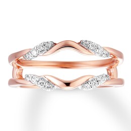 Help! Cannot decide on a wedding band.. 4