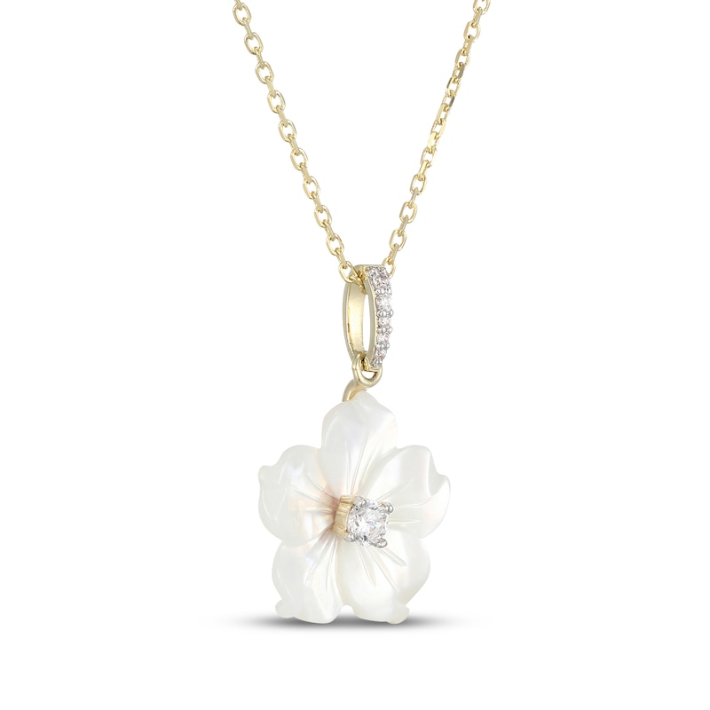 Main Image 2 of Mother-of-Pearl & 1/8 ct tw Diamond Flower Necklace 10K Yellow Gold 18"