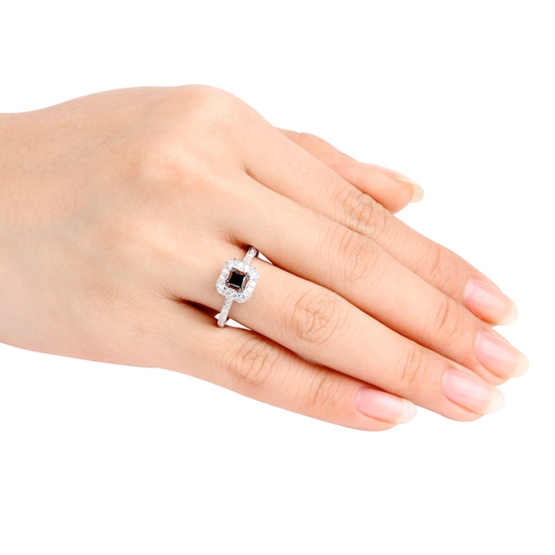 Black/White Diamond Ring 5/8 ct tw Princess-cut 10K White Gold