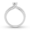 Diamond Engagement Ring 5/8 ct tw Round-cut 10K White Gold