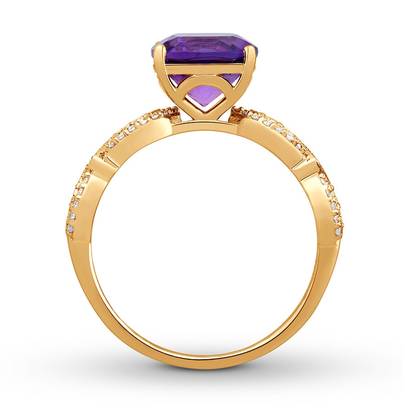 Cushion-cut Amethyst Engagement Ring 1/4 ct tw Diamonds 14K Yellow Gold