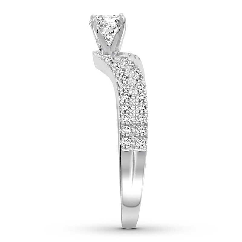 Diamond Engagement Ring 3/4 ct tw Round-cut 14K White Gold
