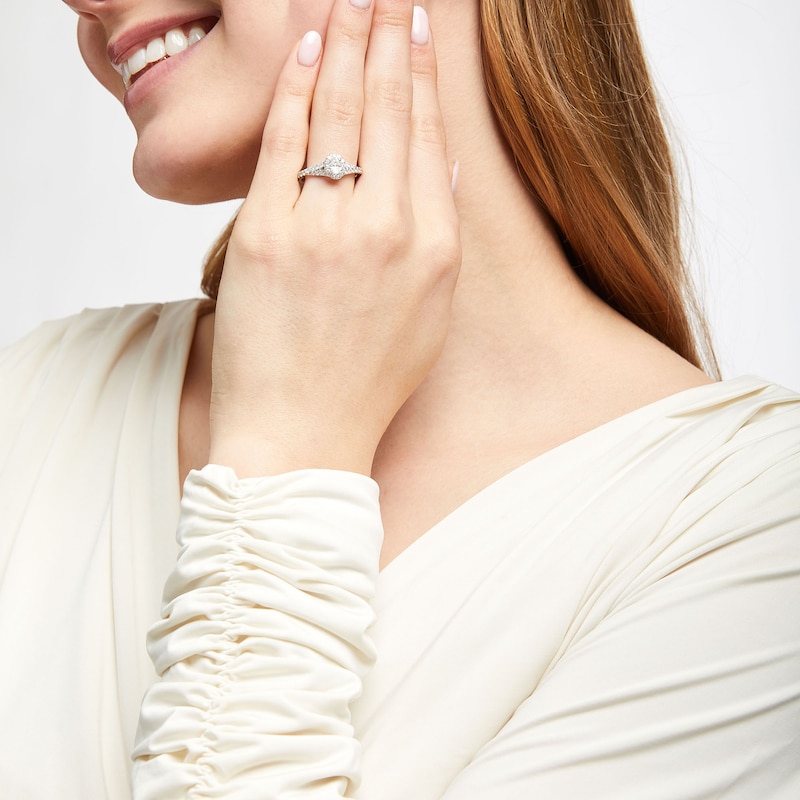 Main Image 5 of THE LEO First Light Diamond Oval-Cut Engagement Ring 3/4 ct tw 14K White Gold